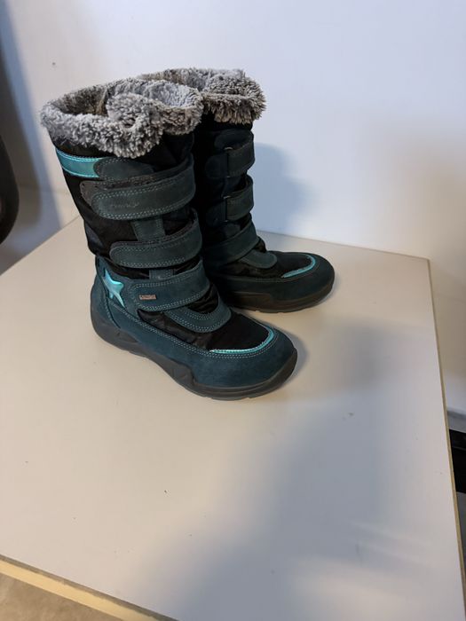 Зимни ботушки за момиче Primigi