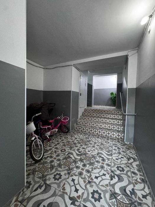 Продам 2х комн кв АБХ Стадион
