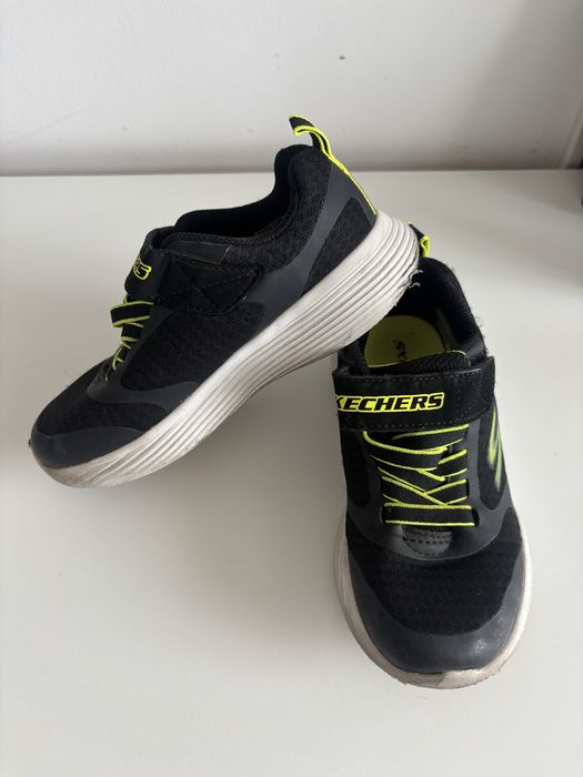 Adidasi Skechers si Adidas  marimea 28 si o pereche de cizme de ploaie 28