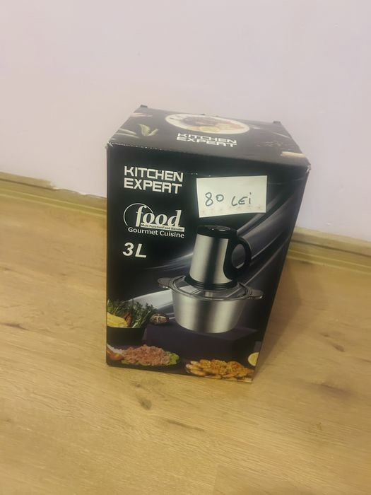 Robot de bucatarie nou