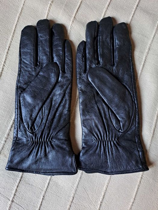 Продавам нови дамски ръкавици, 100% естествена кожа