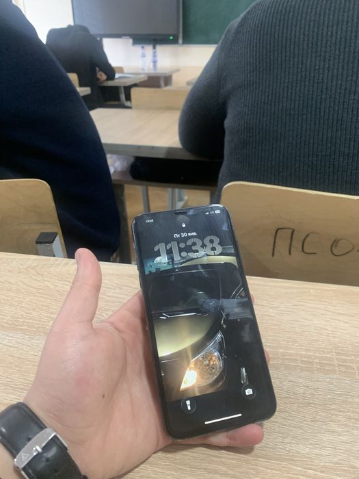 Iphone 11 pro max holati ideal