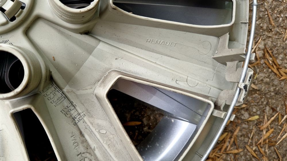 Рено 16 оригинални тасове за железни джанти Renault