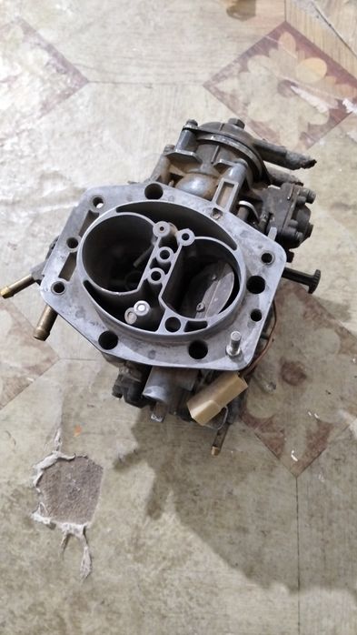 Бензенасос,и карбюратор 09