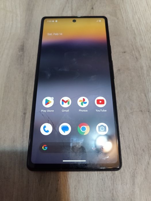 Google Pixel 6A display fisurat