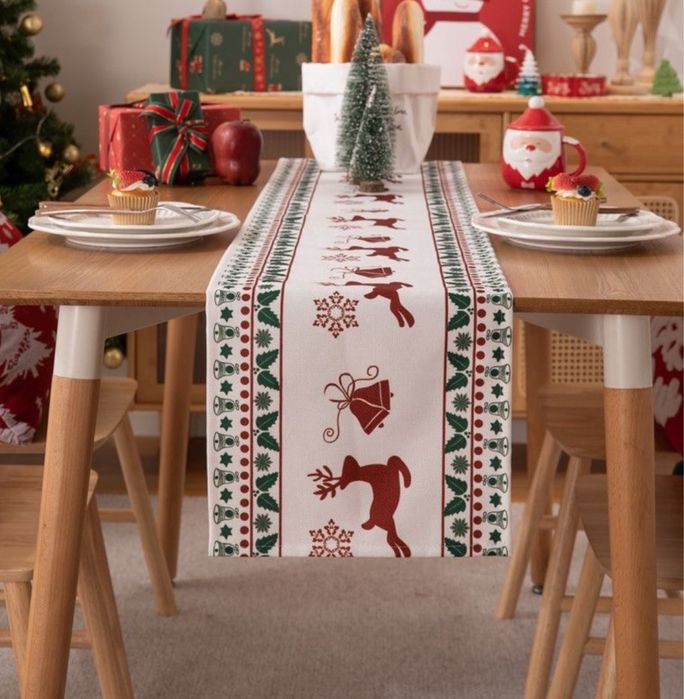 Новогодние скатерти