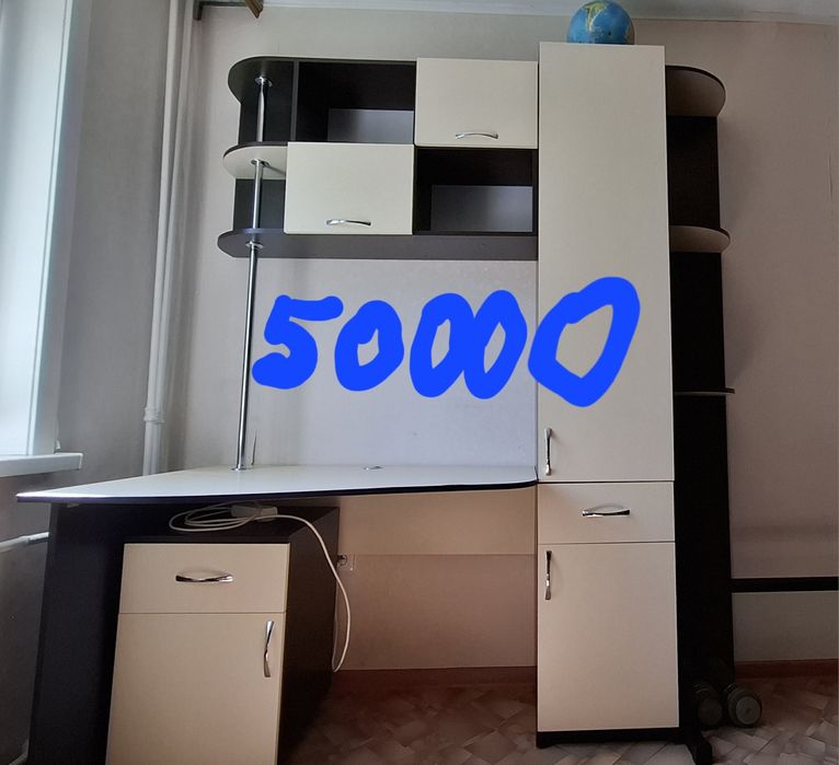 Продам комплект детской мебели