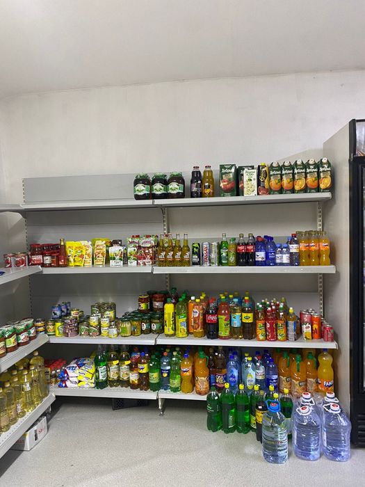 Витринные стеллажи