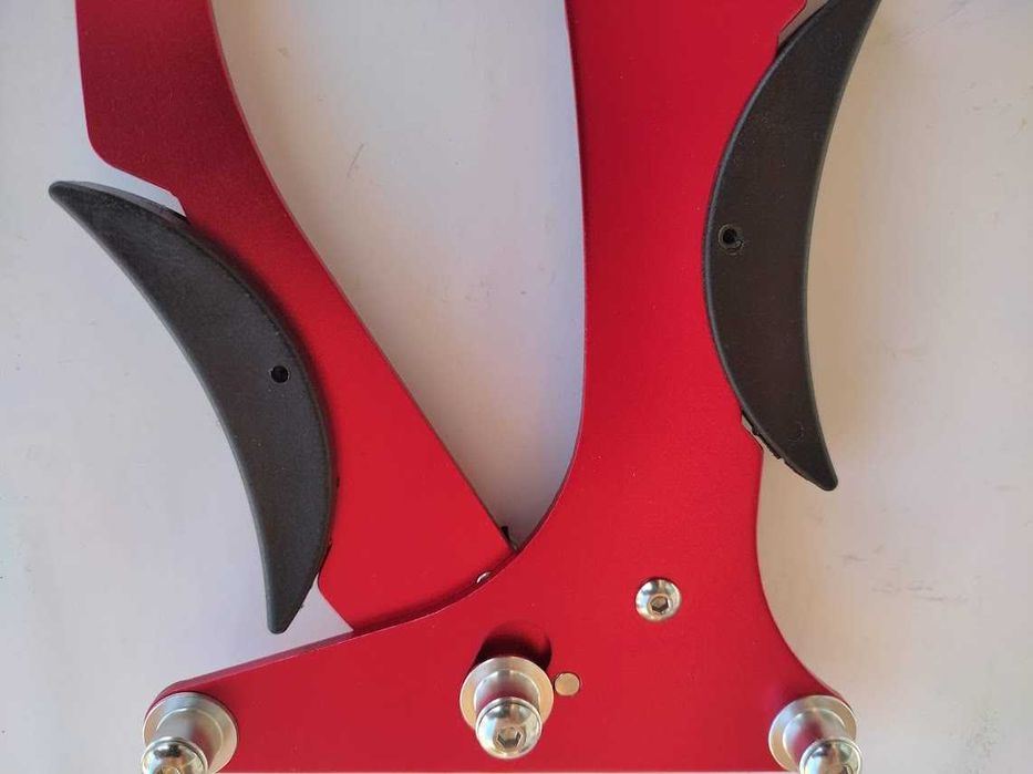 Продавам инструмент уред за измерване опъна на спиците на каплите на