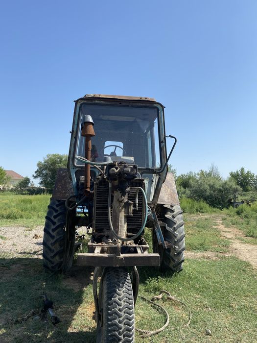 трактор МТЗ 80