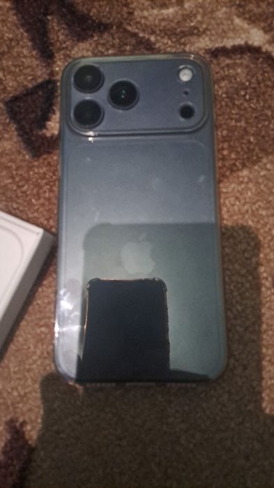 Продам Айфон 17 про макс под аргинал