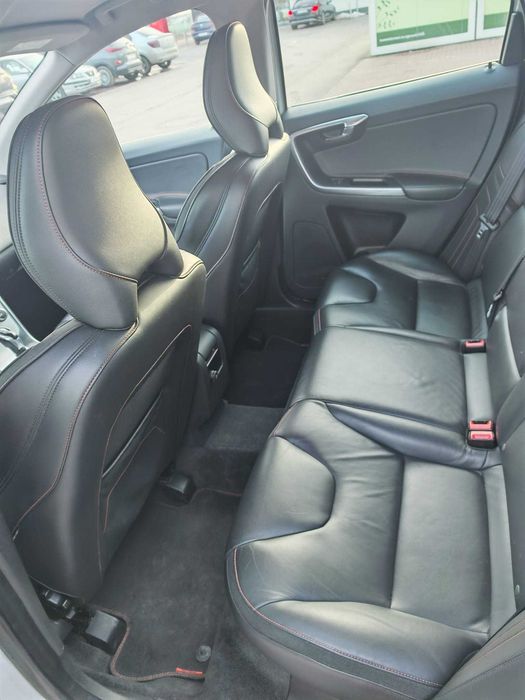 Volvo XC60 D4 Ocean Race