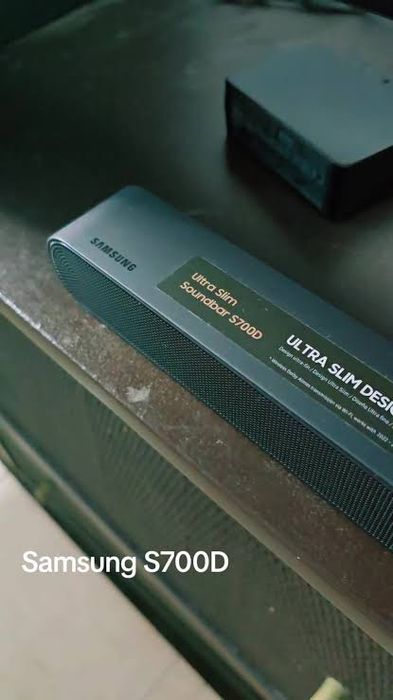 Saund bar  HW-S700D (2024). Для дома.