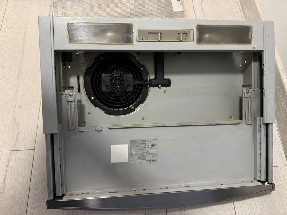 Hota incorporabila Whirpool