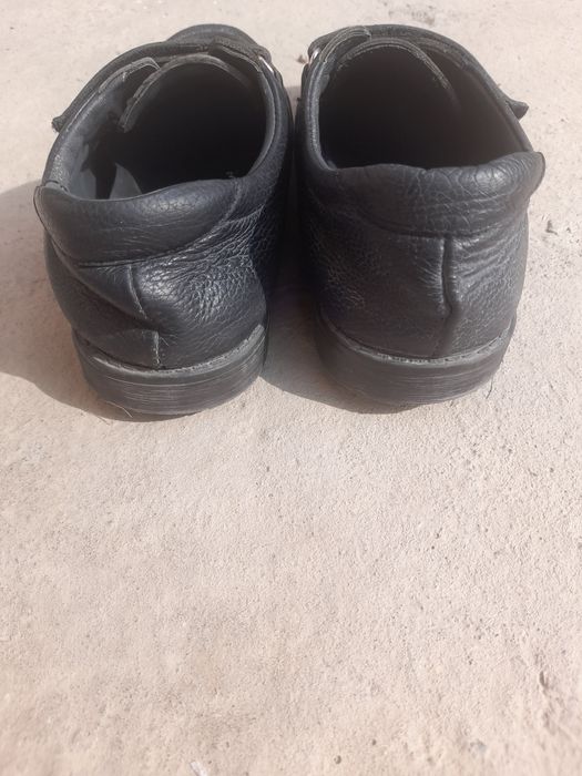 Туфли ўғил боллар учун.