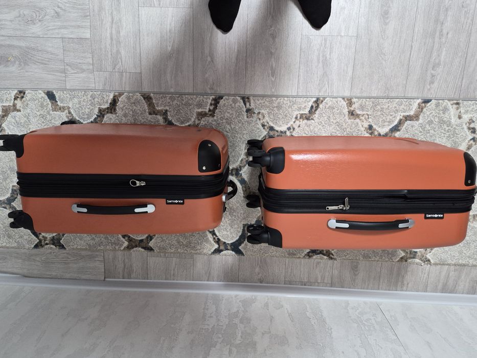 Продаются чемоданф самсонит