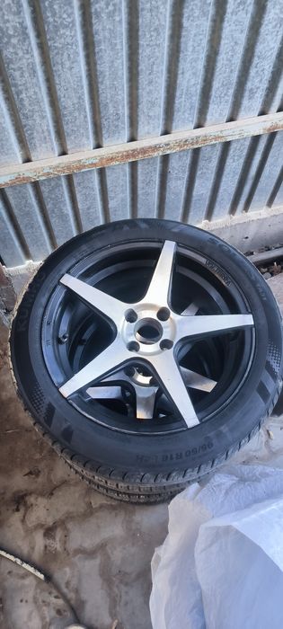 Шины с дисками  подходят на хондай