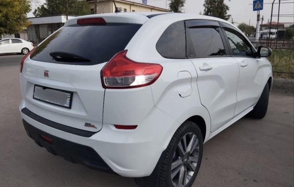 Lada Xray 1.8 L 2019 yil