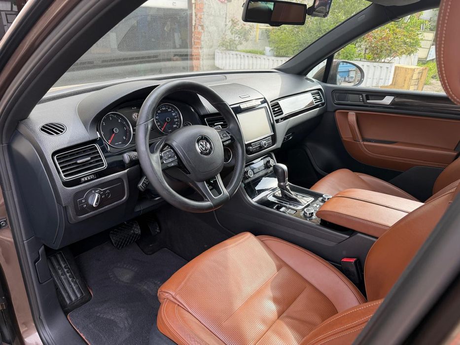 VW TOAUREG decembrie2014