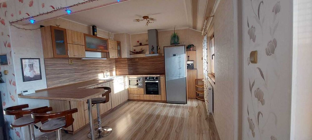 Луксозен апартамен в кв.Аврен