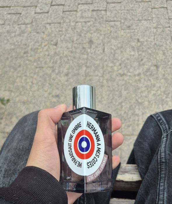 Парфюм Hermann à mes Côtés me Paraissait une Ombre Etat Libre d'Orange