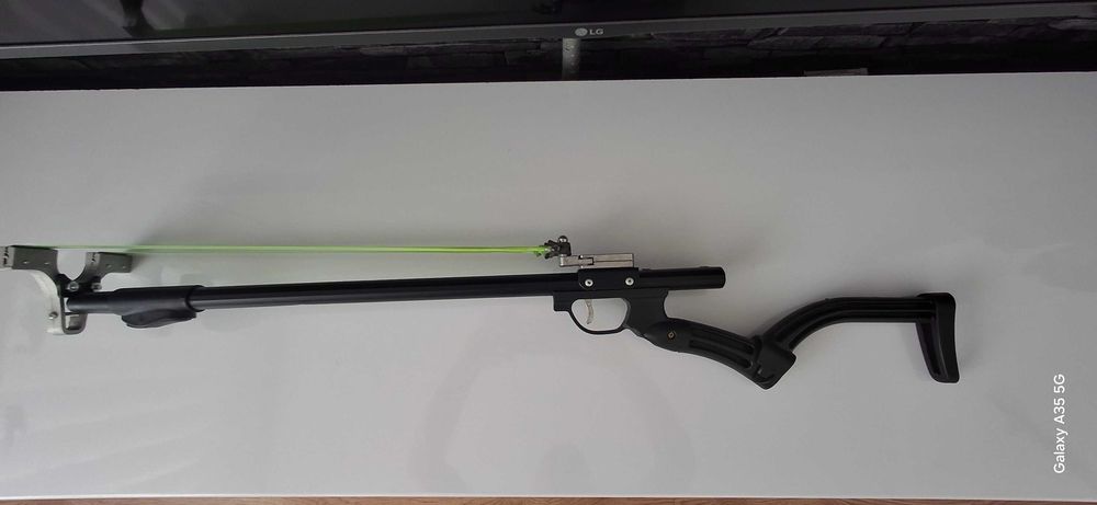 Prastie profesionala extensibila cu tragaci, nou