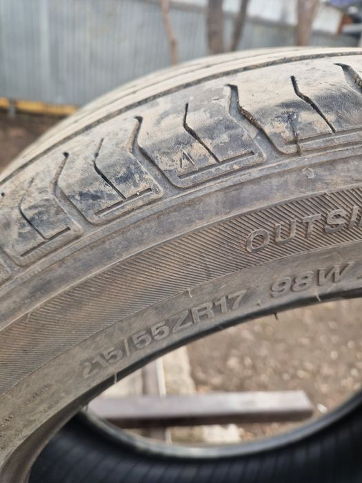 Продам шины 215-55r17