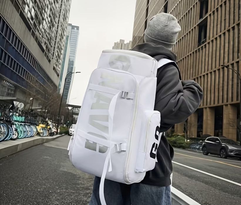 Голяма спортно-пътна раница 36 литра – бяла, за пътуване