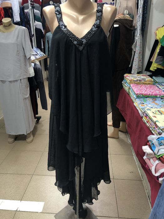 Продам вечерние платья