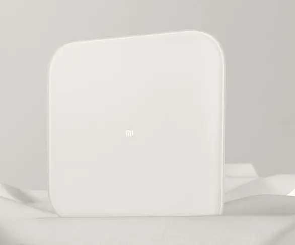 Умные весы Xiaomi Mi Body Fat Smart Scale S400 (белый)