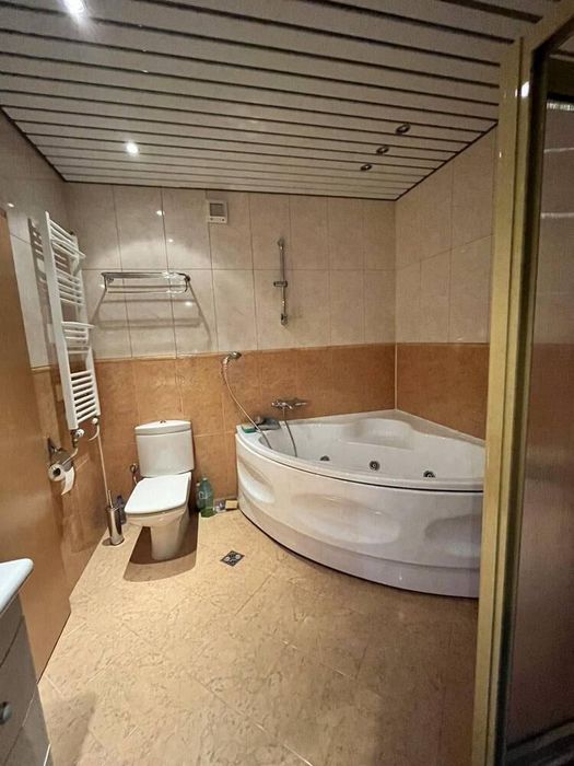 Продава се Къща в Бургас, Ветрен - 462 кв.м за 1191 €/кв.м - Снимка #5