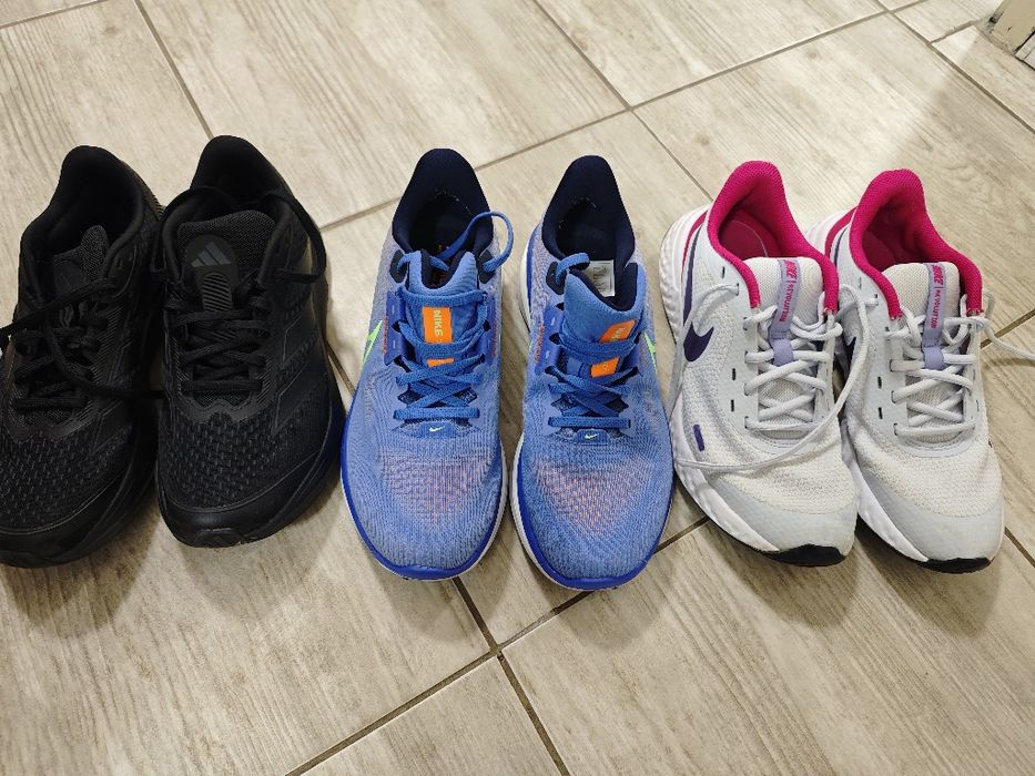 Маратонки  Nike Adidas