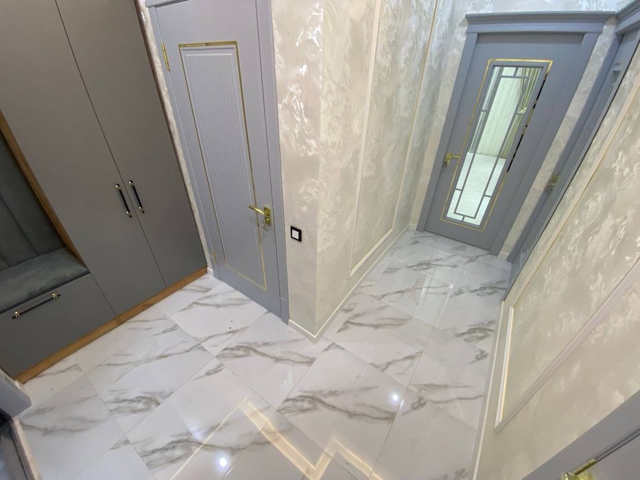 2 xonalik vokzal qizil domda