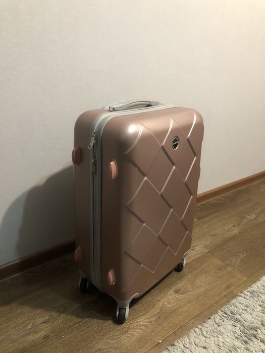 Чемодан для вещей