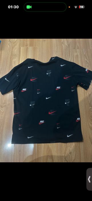 Vand tricou Nike nou