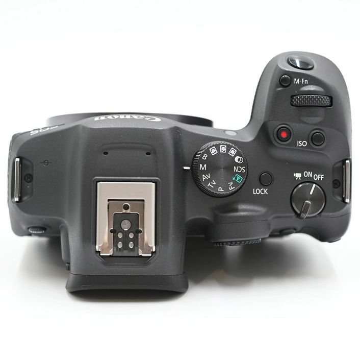 Canon R7 body новый