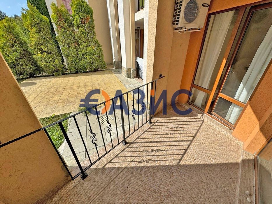 Продава се Двустаен апартамент в Свети Влас - 74 кв.м за 994 €/кв.м - Снимка #10