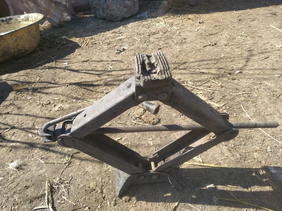 Продам советский домкрат