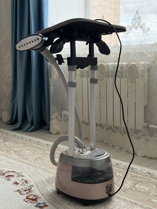 Паровой утюг почти новый