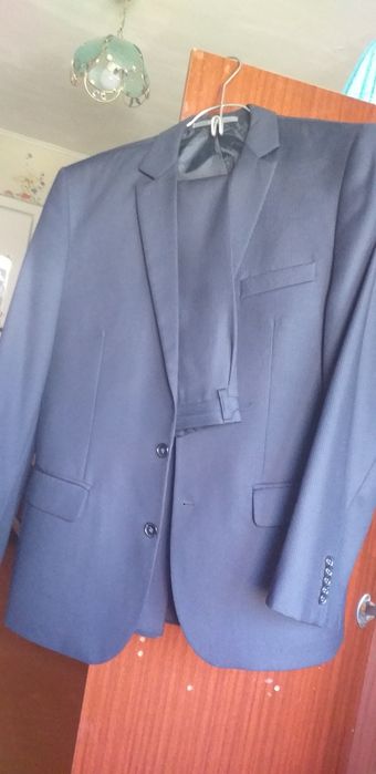 Продам костюм мужкои