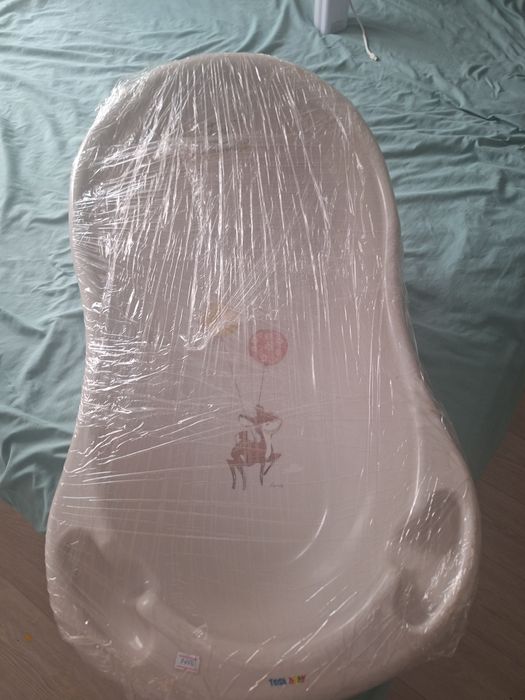 Продам ванну Новая