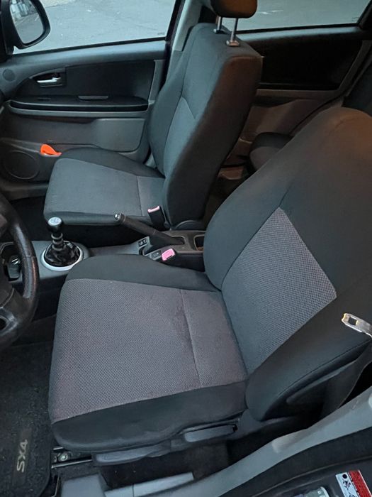 Suzuki SX4 1,9diesel 4x4 la buton