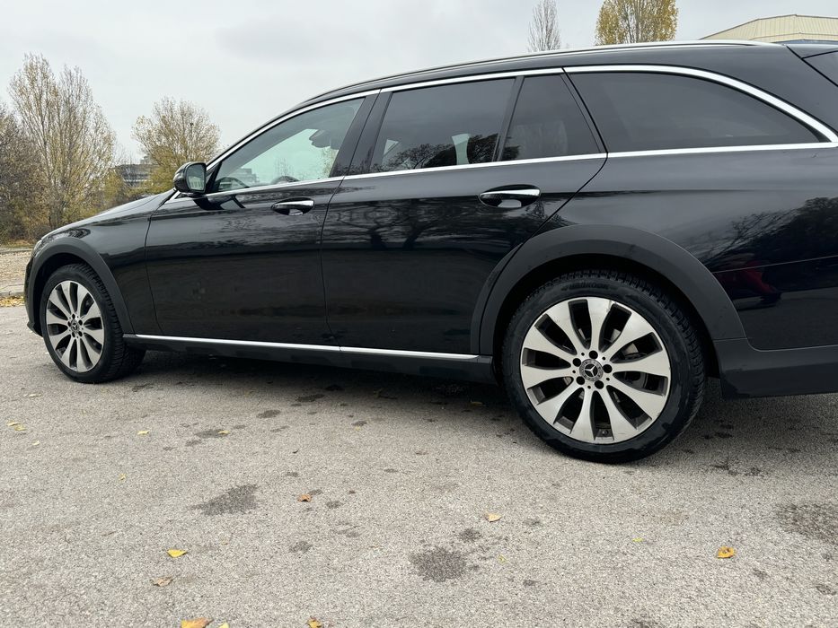 Mercedes Benz E220 ALL TERRAIN
