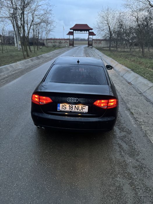 Vand Audi A4 B8 dreapta