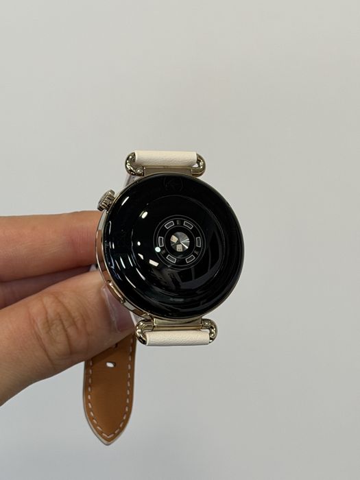 Продавам Huawei watch GT6