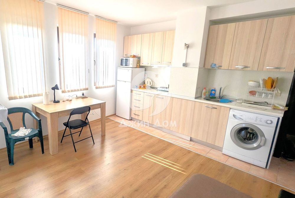 Продава се Двустаен апартамент в Бургас, Сарафово - 55 кв.м за 1910 €/кв.м - Снимка #3