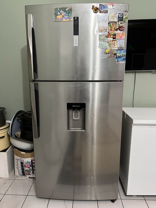 Холодильник Samsung