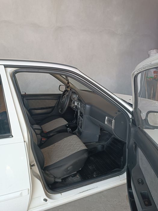 Chevrolet nexia2 sotiladi