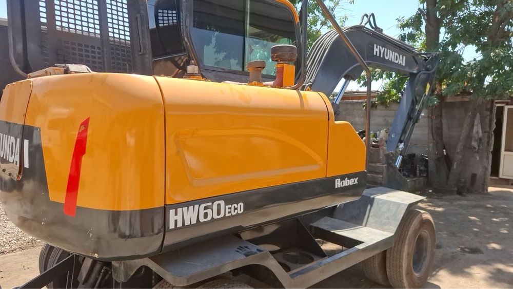 Ekskavator. Экскaватор hyundai 60 eco