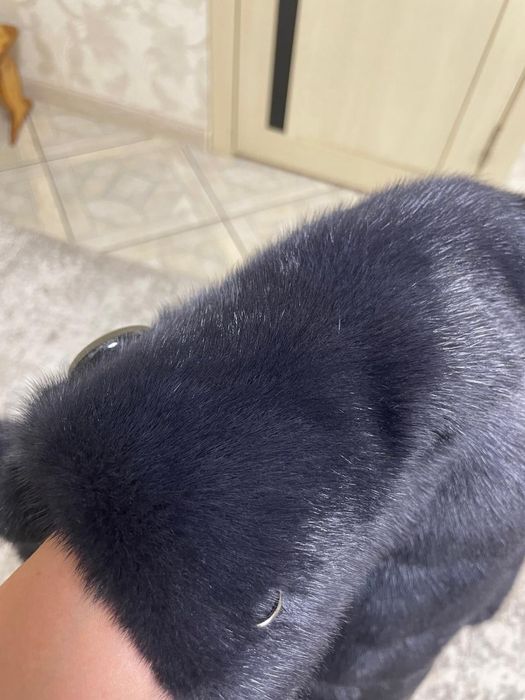 Продам норковую шубу